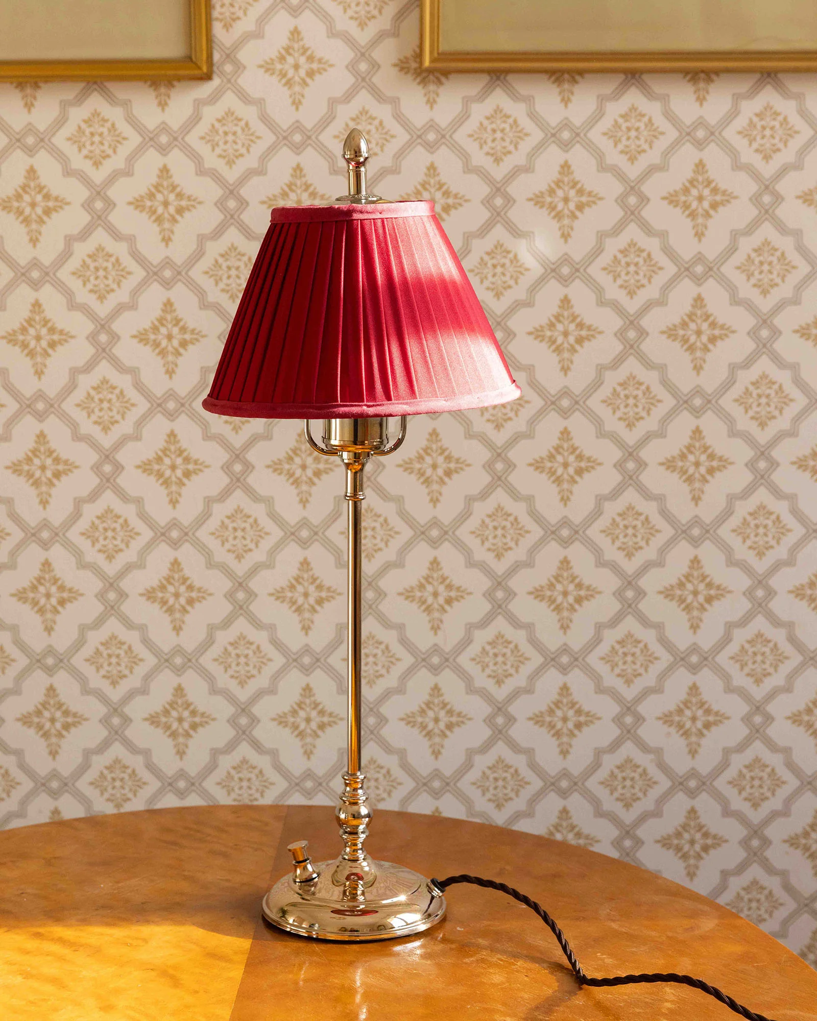 Bordslampa - Ankarcrona 50 cm mässing, röd skärm - Image 2