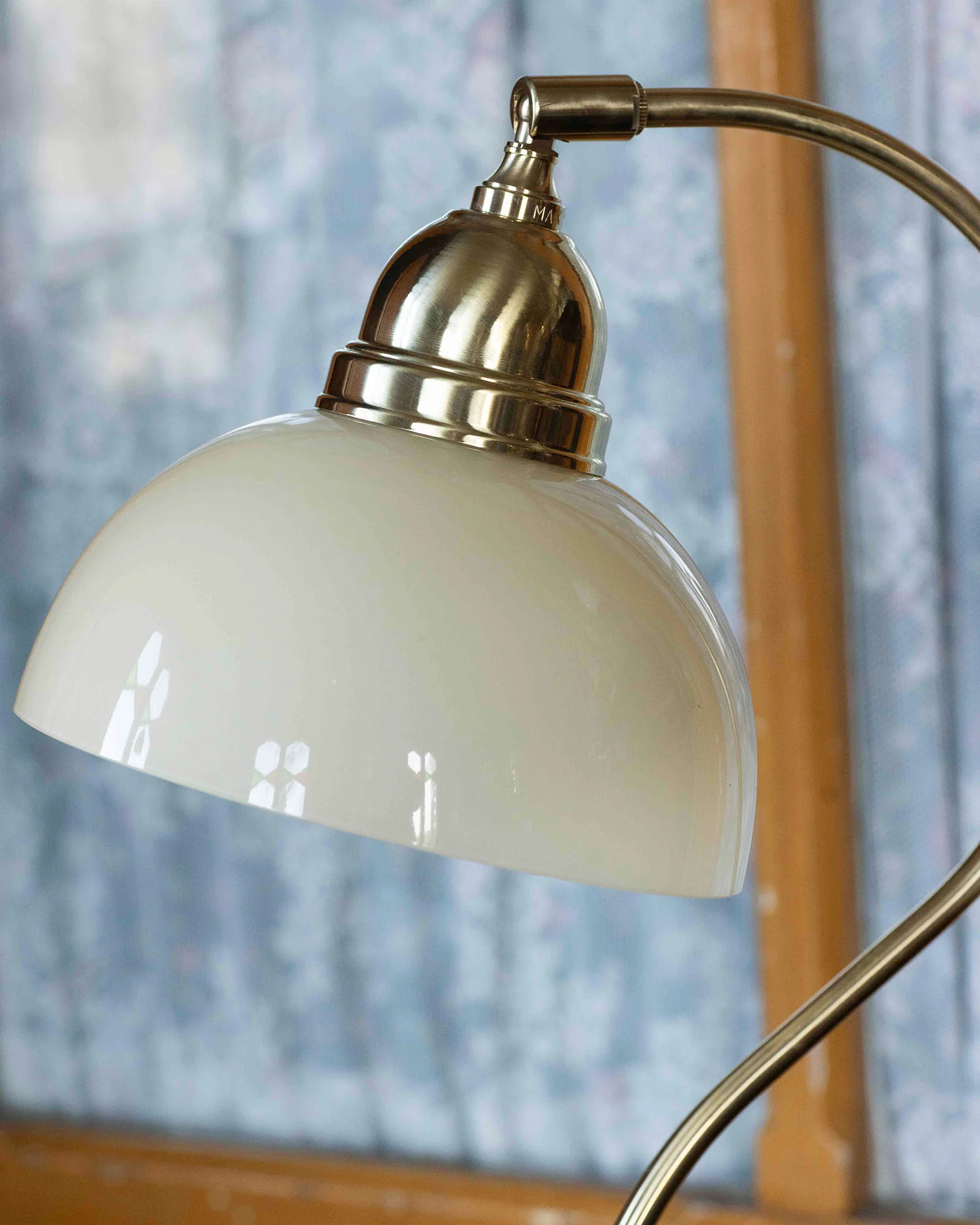 Bordslampa - Lagerlöf mässing, benvit skärm - Image 3
