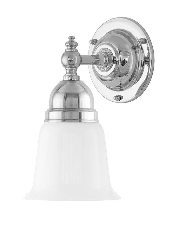 VĂ€gglampa - Adelborg nickel, opalvit klocka